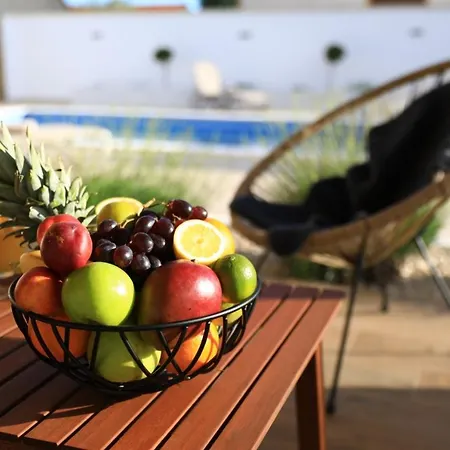 Holiday House Roza * Lovinac (Zadar)